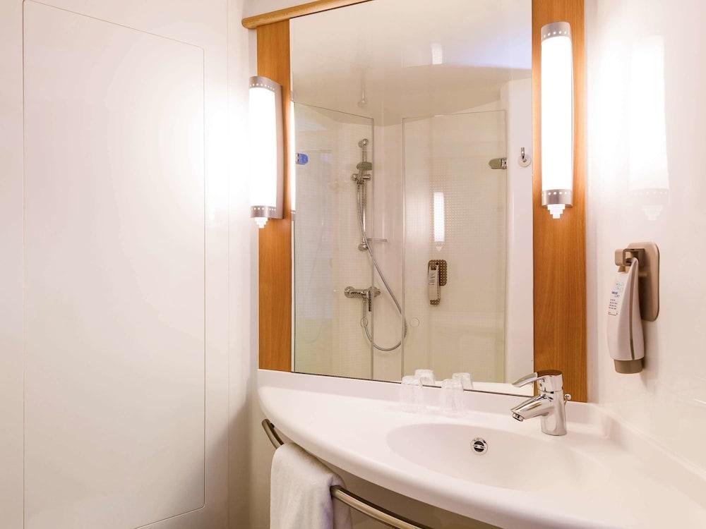 Ibis Creil Sur Oise Hotell Villers-Saint-Paul Exteriör bild