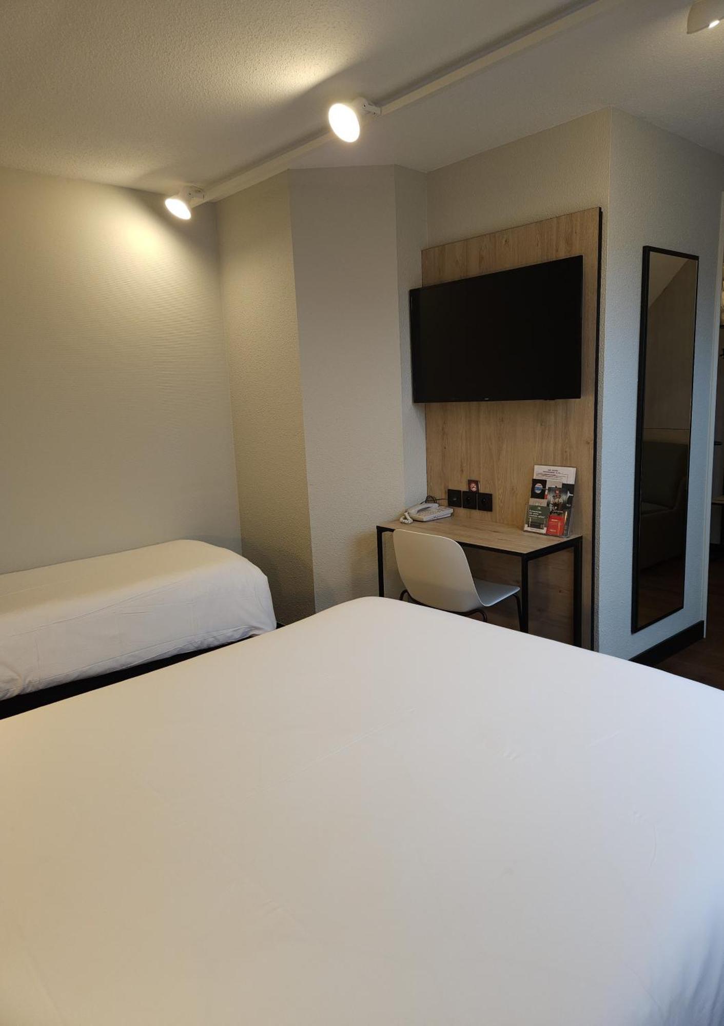 Ibis Creil Sur Oise Hotell Villers-Saint-Paul Exteriör bild
