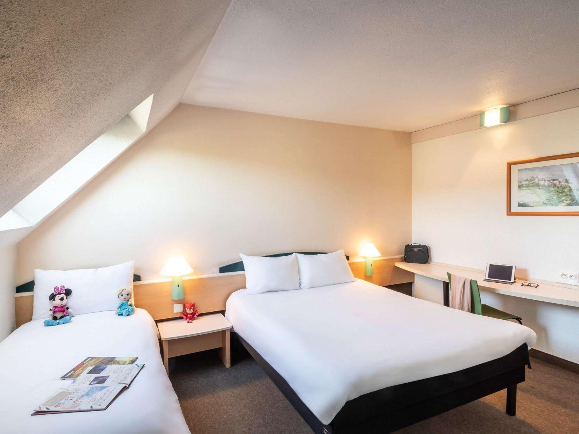 Ibis Creil Sur Oise Hotell Villers-Saint-Paul Exteriör bild