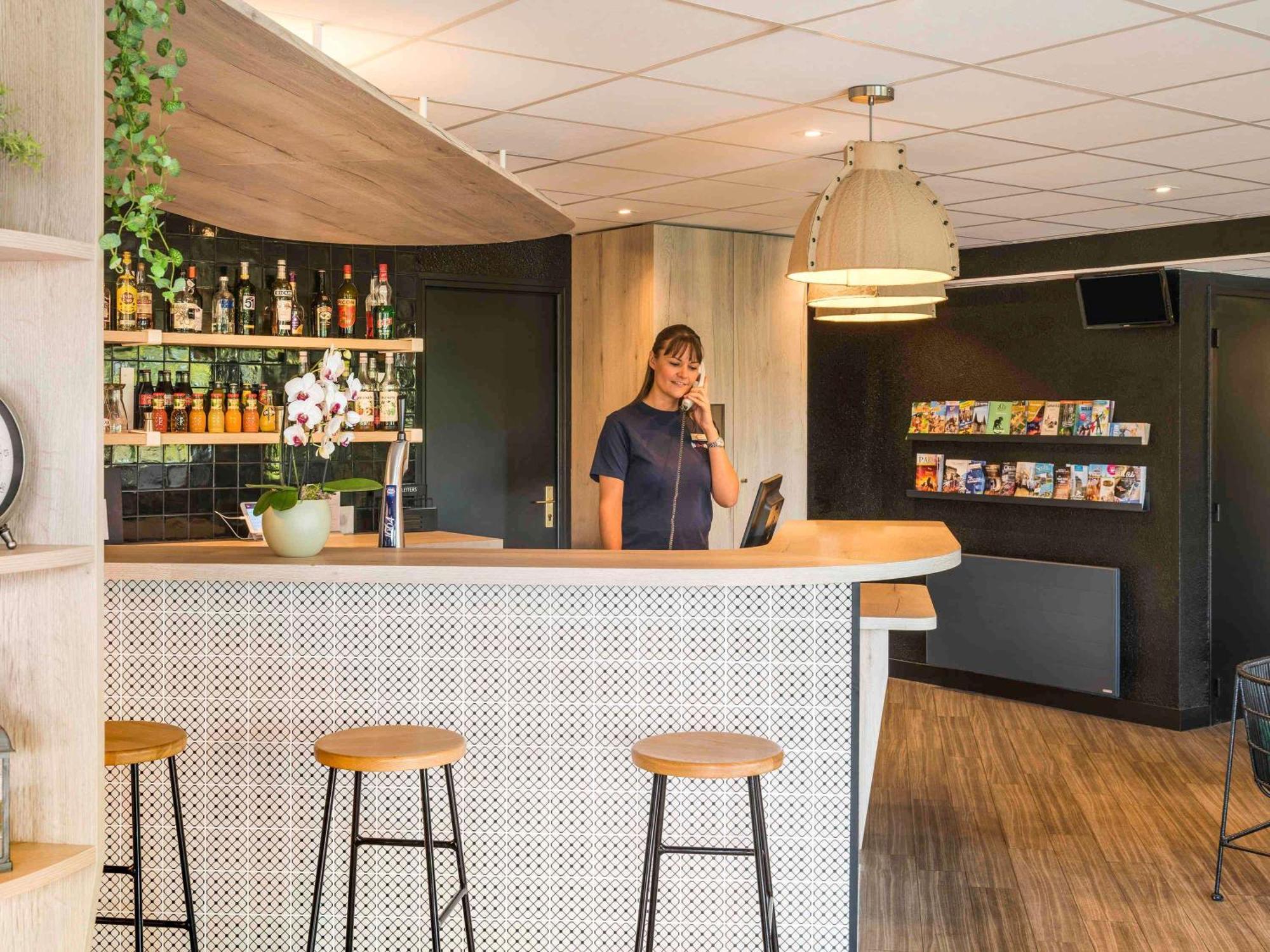 Ibis Creil Sur Oise Hotell Villers-Saint-Paul Exteriör bild